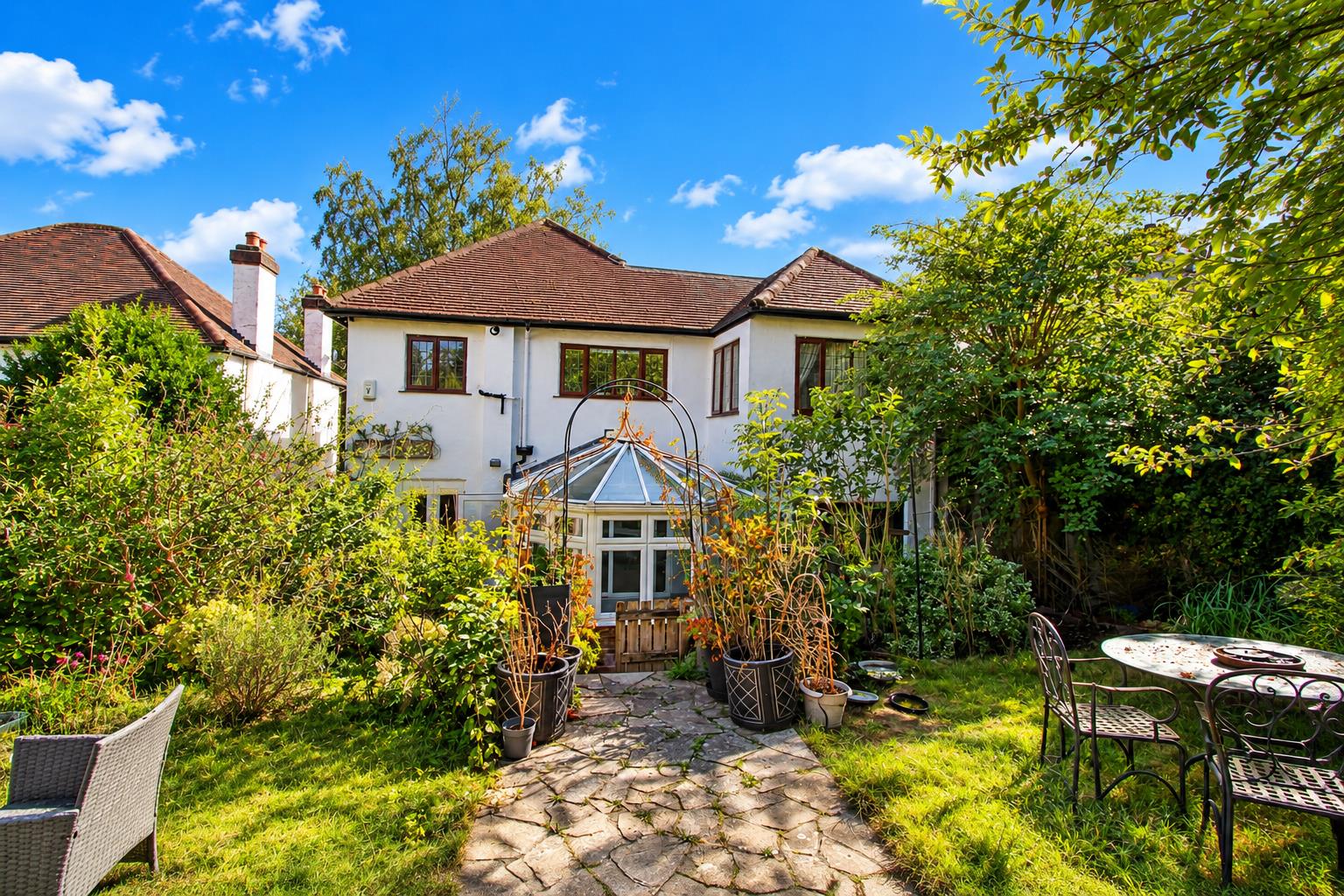 Woodmansterne Road, Carshalton